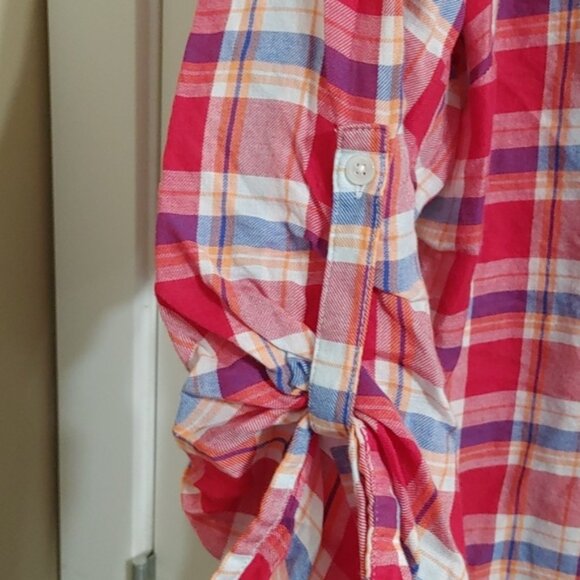 GAP factory Boyfriend fit plaid long sleeve button short blouse plus size - Picture 4 of 9